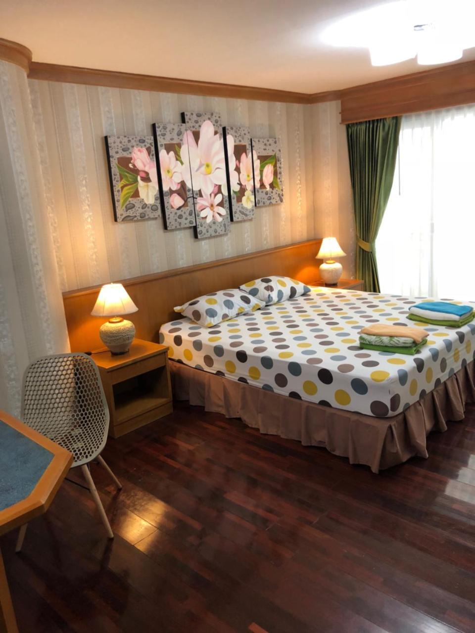 Sky Beach Apartment Pattaya Exterior photo