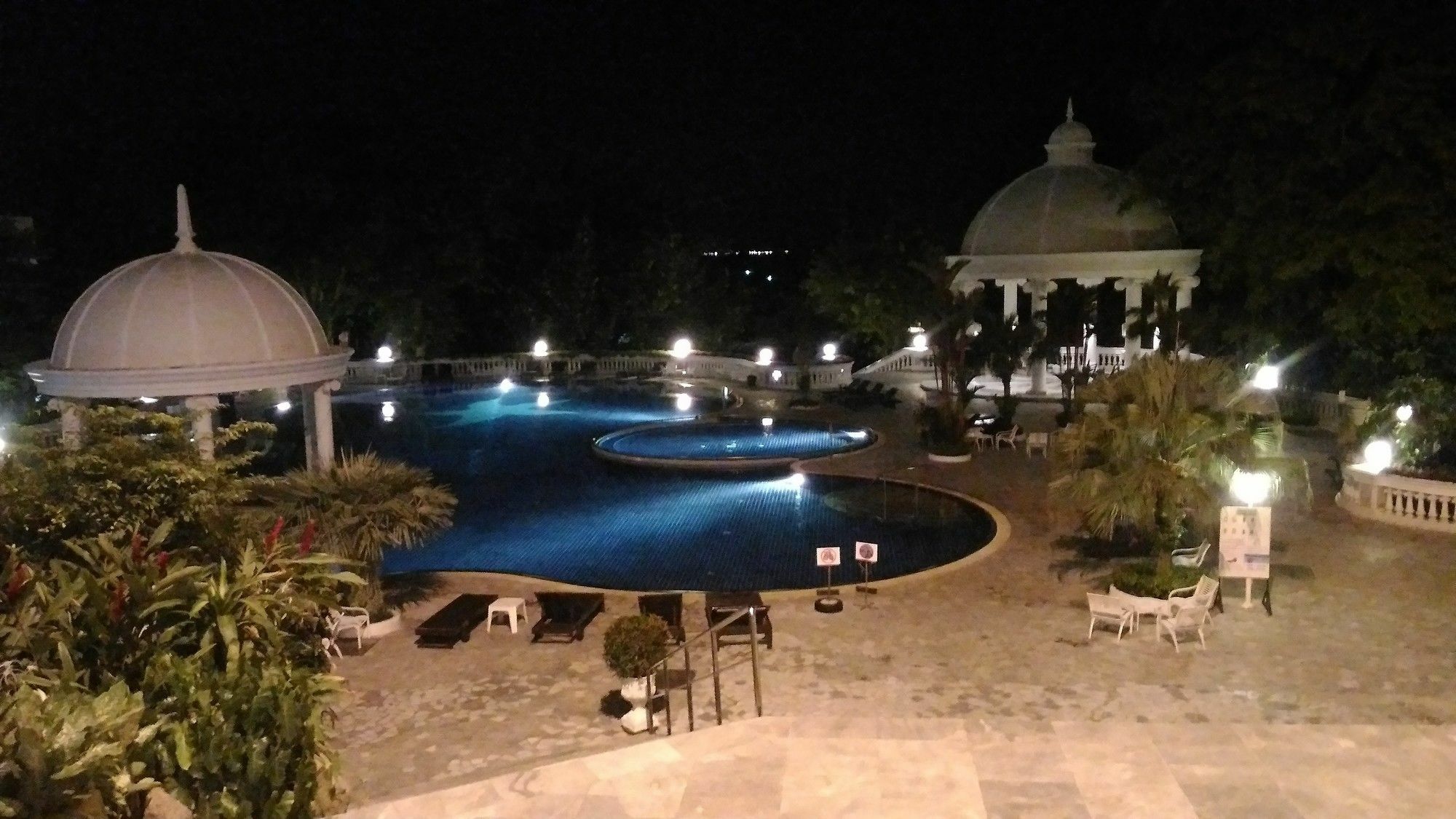 Sky Beach Apartment Pattaya Exterior photo
